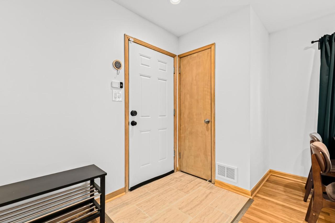 Villa Family-Friendly, Multi-Day Sale, 15 Mins To Downtown Detroit Exterior foto